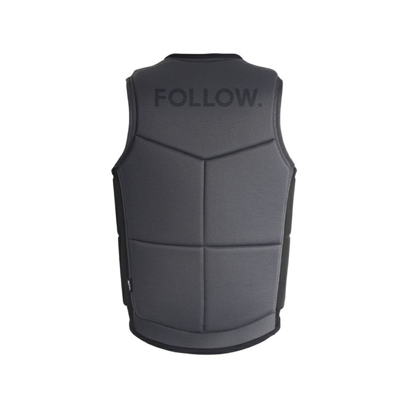 FollowのSection（黒）インパクトベストの背面