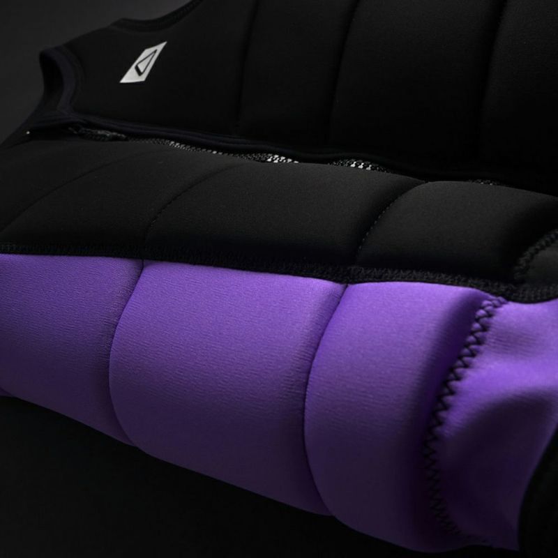 FollowのCorp（黒と紫）インパクトベストの側面アップ