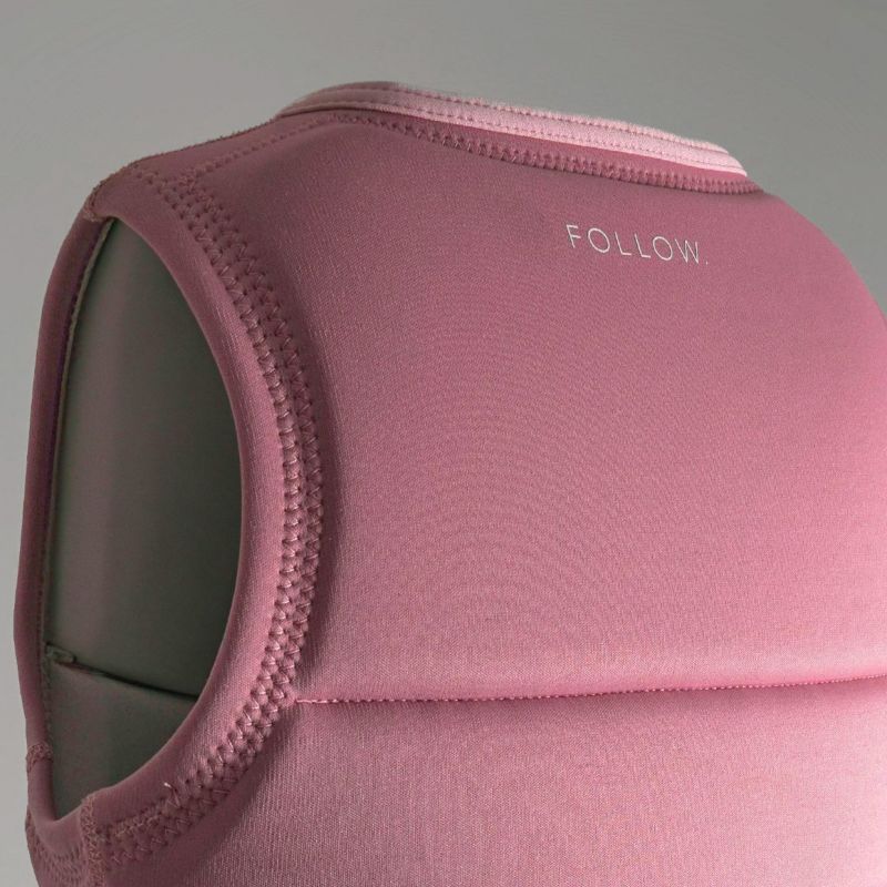FollowのCorp Ladies （ピンク）レディースインパクトベストの背面のロゴ