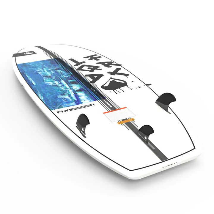 LIQUID FORCEのウェイクサーフボード　Flyer Thrusterの裏