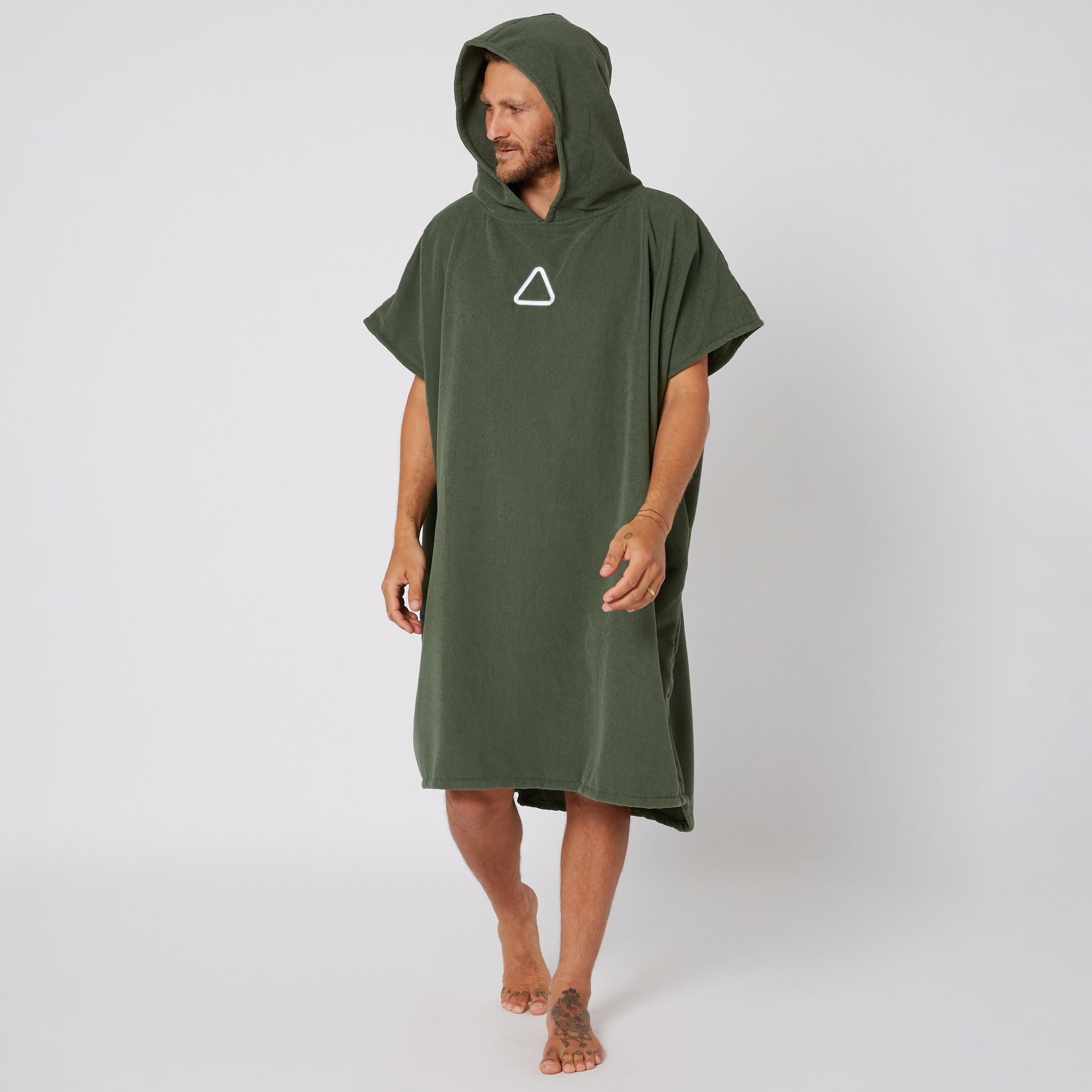 Followのポンチョ　CorpTowelie (Olive)　着用画像　正面(フード着用)