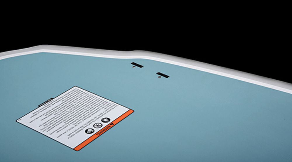 CONNELLYのウェイクサーフボード　BENTLEYのテール部分（裏）