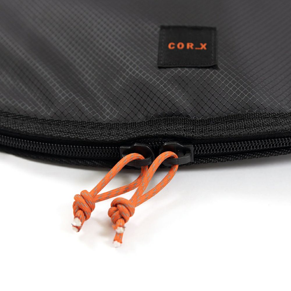 OCEAN&EARTHのボードバッグ　 COR_X FISH DAY COVER 5.4ftのファスナー